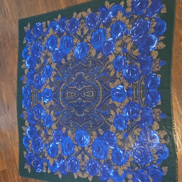 Vintage Blue Rose Scarf/Shawl - Picture 1 of 4